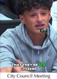 Donald Trump's Embarrassing Moment: Forgetting Who's Right in Front of Him