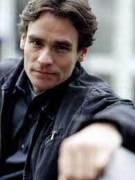 Robert Sean Leonard The Eyes Is It Just Be Or Does He Look Like Norman Bates From Psycho O Mens Wigs Robert Sean Leonard Indian Remy Hair