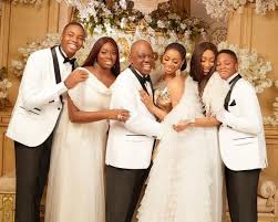 Photos 42nd Birthday And 20th Wedding Anniversary For Shade Okoya And Billionaire Businessman Husband 20 Wedding Anniversary Anniversary Photoshoot Wedding Anniversary