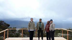 The boundaries of papua are: Soroti Pembangunan Trans Papua Oleh Jokowi Najwa Shihab Membisu Saat Lukas Enembe Bicara Fakta Ini Tribunnews Com Mobile