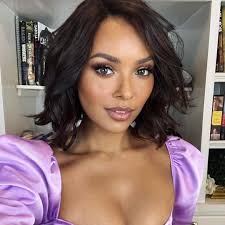I see everyone always talk about how Candice King has aged beautifully but  Kat Graham is also right there! : r/TheVampireDiaries