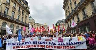 Problema este ca eu inteleg altfel modul de calcul al pensiei militare fata de casa de pensii sectoriala al mai si anume Pensie In Germania Pensii Comunitare