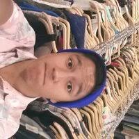 James Toro (@JamezToro)