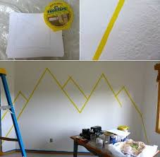 Dessin Montagne Stylise En Couleur Pour Decorer Les Murs De La Chambre Deco Murale Chambre Bebe Decoration Chambre Bebe Dessin Montagne