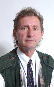 Tributes paid to former Argus photographer, Peter Dash