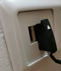 Da sollten sie mal die verkabelung im haus/der wohnung bzw. Tarif Gigakraft Gaming 300 Anschluss Dose Zu Internet Fiber Box Kabel Dsl Hybrid Magenta Community