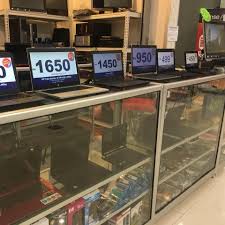 Menjadi penunggu di mara digital mall. Kedai Hp Ustaz Bangunan Mara Home Facebook
