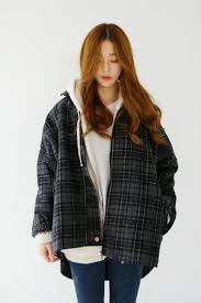 Baju pesta mama pengantin model baju pesta orang tua gaun pesta resepsi mama baju pesta brokat semi dress jahitan baju pesta. Begini Tampilan 10 Remaja Cewek Korea Saat Memakai Hoodie Yang Bisa Kita Contek Gayanya Kawanku Korean Fashion Online Korean Fashion Korean Fashion Trends