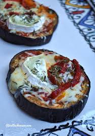 Voici Une Recette D Entree Saine Rapide Gourmande Et Economique A Base D Aubergine A Agrementer Selon Les G En 2020 Mini Pizza Recette Recette Hanane Recette Entree