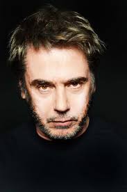 He broke his own world record for the largest audience of a concert in moscow with 3.5 million people. Jean Michel Jarre Klotz Ais Com