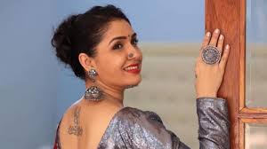 Kannada Actress Anu Prabhakar Steals The Spotlight In Her Gorgeous Red  Saree | Movies News - News18