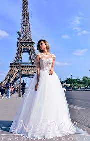 Bei uns können sie ihr hochzeitskleid verkaufen, indem sie eine anzeige mit über 10 verschiedenen detailpunkten über ihr kleid veröffentlichen, wie die zuvor genannten. Brautkleid Valerie Brautkleider Abendkleider Und Unterwasche Online Bestellen