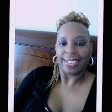 Janell Howe's Instagram, Twitter & Facebook