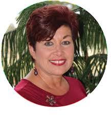 Amy Hoyer's Instagram, Twitter & Facebook