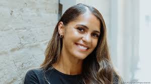 Janine Webb's Instagram, Twitter & Facebook