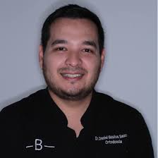 Dr. Daniel Alberto Bustos Sauceda opiniones