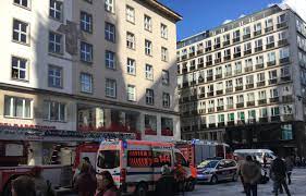 Bank austria stephansplatz 7a in wien innere stadt, ☎ mit ⌚ öffnungszeiten, anfahrtsplan und ausstattung. Feuerwehr Grosseinsatz Bei Bank Austria Filiale Leser Heute At