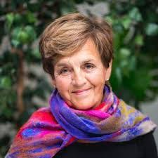 Fran Will's Instagram, Twitter & Facebook