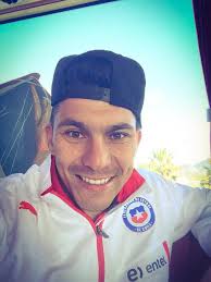 Moises Escobedo (@moic14)