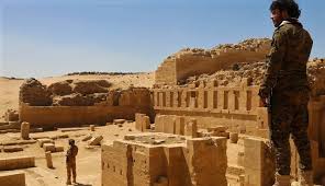 مأرب هي إحدى محافظات الجمهورية اليمنية، تقع إلى الشمال الشرقي من العاصمة صنعاء، وتبعد عنها بحدود (173) كيلو متراً، ويشكل سكان المحافظة ما نسبته (1.2%) من إجمالي سكان الجمهورية، وعدد مديرياتها (14) مديرية، ومدينة مأرب هي مركز المحافظة. Ù„Ù…Ø§Ø°Ø§ ÙŠÙØ´Ù„ Ø§Ù„Ø­ÙˆØ«ÙŠÙˆÙ† ÙÙŠ Ø§Ù„Ø³ÙŠØ·Ø±Ø© Ø¹Ù„Ù‰ Ù…Ø­Ø§ÙØ¸Ø© Ù…Ø£Ø±Ø¨ Ø§Ù„ÙŠÙ…Ù†ÙŠØ© ÙŠÙ…Ù† Ù…ÙˆÙ†ÙŠØªÙˆØ±