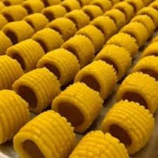 Tat nenas gulung (180 biji tat ). Tart Nenas Gulung Qaya Bakery