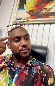 Edie Watson's Instagram, Twitter & Facebook