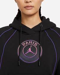 Wenn sie ihren paris saint germain pullover ersetzen müssen oder sich zum ersten mal einen zulegen wollen, sind sie hier richtig. Paris Saint Germain Women S Pullover Hoodie Nike Jp