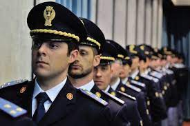 Concorso allievi marescialli esercito italiano. G U Polizia Di Stato Nuovi Limiti Eta Per Concorsi Pubblici Forzearmate Org