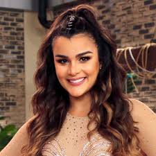 Clarissa Molina rompió en llanto al hablar de sus papás