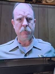 I have never seen this clip again😍😍😍😍😍 I think when it is showing "  Jim's" back isn't Jim 🤔🤔🤔 Why???