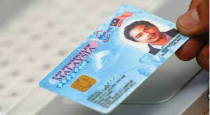 Hologram boleh diletakkan terus pada kad pengenalan yang telah siap atau sebelum laminasi. Betul Ke Ganti Mykad Siap Dua Jam Denaihati