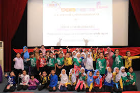 Noraimah bt husin (gpk petang sk seksyen 11 kota damansara) penyelaras : Program Integrasi Ilmu Dan Jaringan Industri Bina Platform Pembangunan Komuniti Filem Finas Sekolah Finas