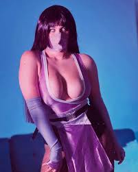 Hannah Elaine - Free pics, galleries & more at Babepedia