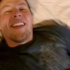 Stream Chris Beets music