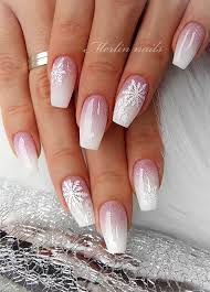 Christmas Nail Art Designs To Look Trendy This Season Winter Nails Acrylic Christmas Nails Christmas Nail Art Designs