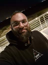 Casual 65 tank looking for active company