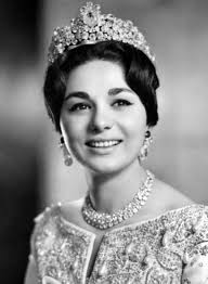 H I M Empress Farah Of Iran Nee Diba Konigliche Juwelen Diadem Outfits Fur Hochzeiten