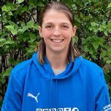 Alexandra Knoll's Instagram, Twitter & Facebook