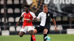 Фернандеш рожер (fernandes roger) футбол полузащитник португалия 21.11.2005. Sc Braga Roger Fernandes Gibt Debut Als 15 Jahriger Opera News