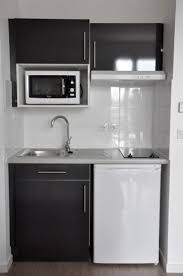 Patrick Je Cherche A Amenager Ma Cuisine Cote Maison Cuisine De Petit Appartement Amenagement Cuisine Cuisine Studio