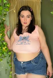 Roxy Clover - Free nude pics, galleries & more at Babepedia