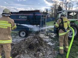 Im mai 1993 verbrachte die familie jäger ihren urlaub in lendorf (österreich) in der pension der familie huber. Einsatze Archive Freiwillige Feuerwehr Elixhausen