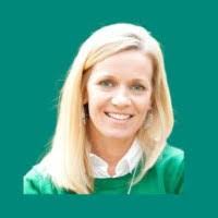 Kelly Carlock's Instagram, Twitter & Facebook