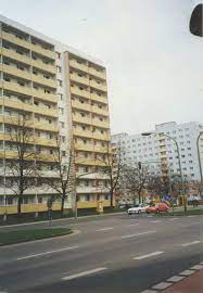 Der budapester straße verläuft als stichstraße ab der heuchelhofstraße. Lemo Objekt Plattenbau In Der Budapester Strasse Dresden
