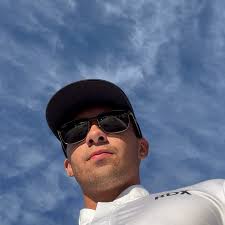 This weeks featured rep is Chris Carlisle @kutakit