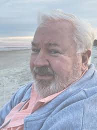 New book by Charley Harper's son details the artist's life and work