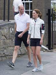 Kate Middleton Wears Shorts For The First Time In 8 Years Is Happy As Heck Kate Middleton Prince William Prince William And Kate Duchess Of Cambridge