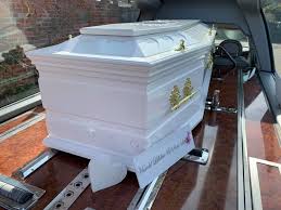 Engraved Valentino Coffin In 2020 Casket Coffin Storage