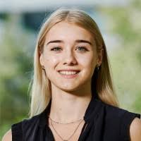 1800+ "Lara" profiles