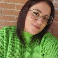 Laureata Magistrale In Scienze Politiche. Offro Ripetizioni Online O In  Presenza